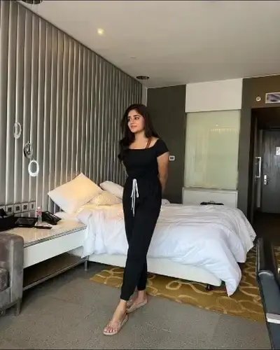 Call Girls Service in Powai